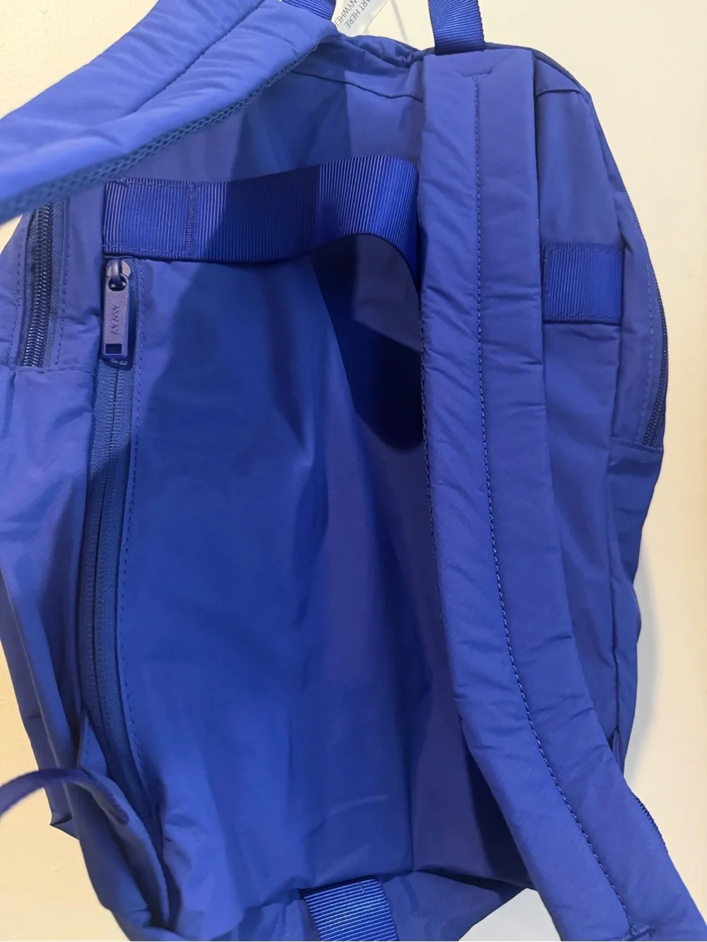 New Away Travel Everyday Backpack Wave royal blue $98 lightweight packable NWT